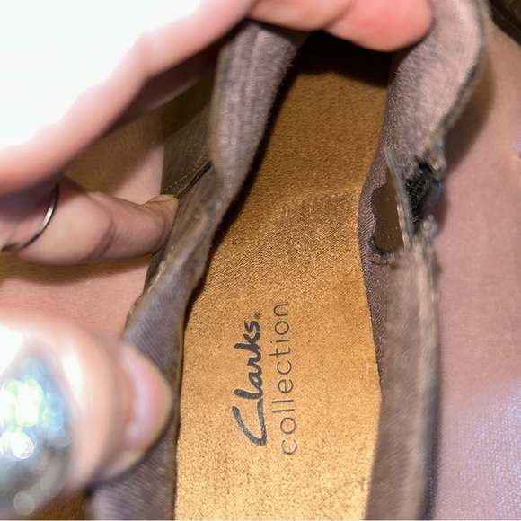 Clarks Charlten Grace brown leather booties short block heel size 8.5 - Picture 6 of 9